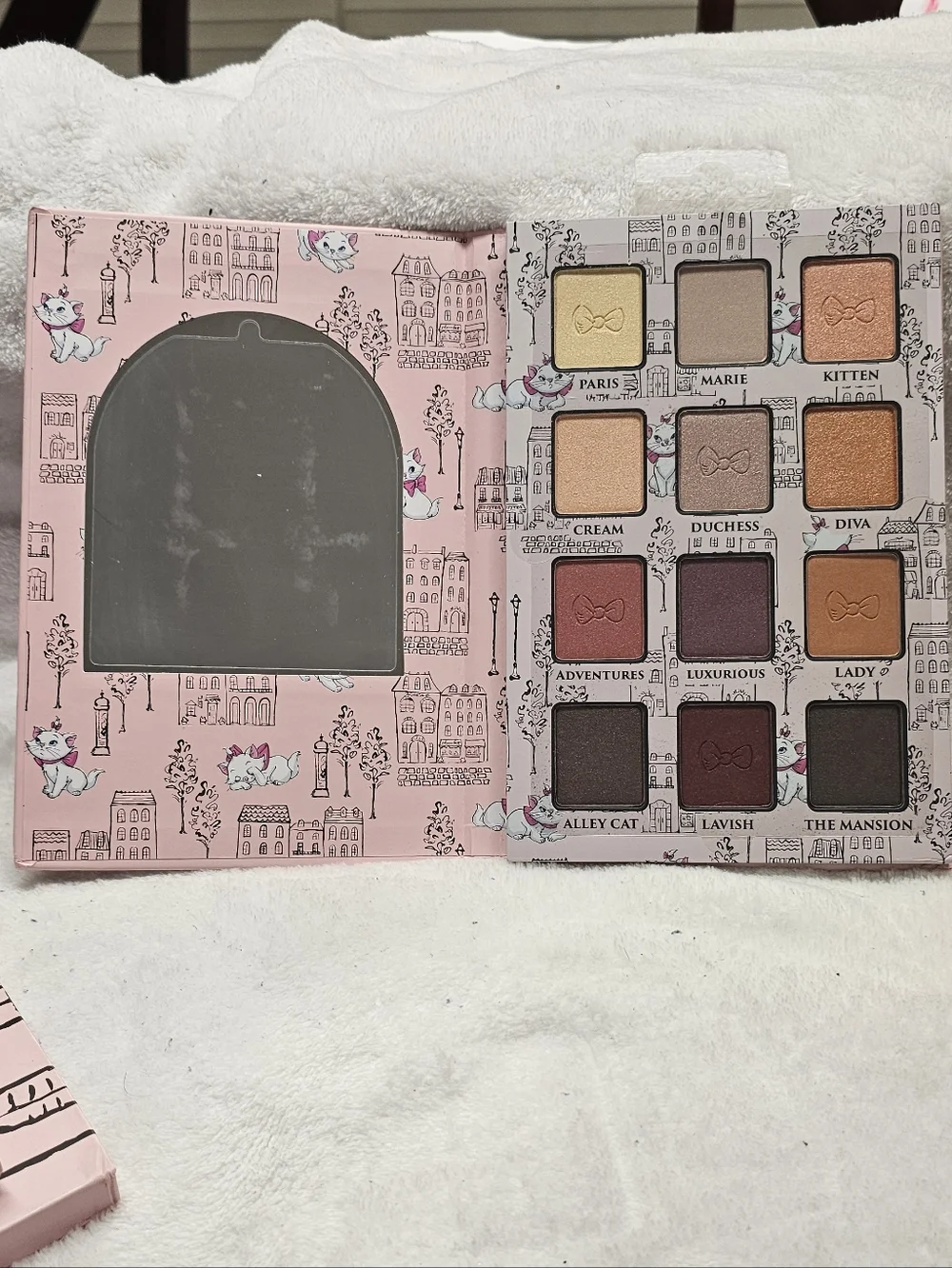 The Aristocats Eyeshadow Palette